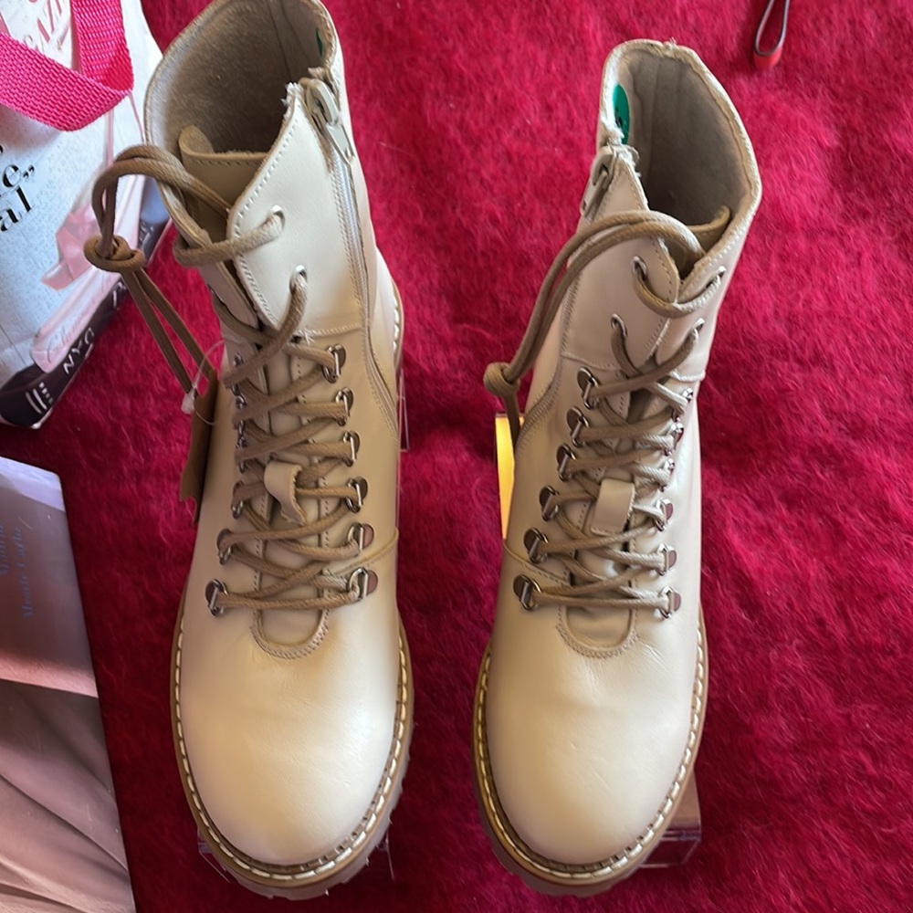 Bertuchi Almond/Cream Leather Lug Sole Lace-up Combat Boots made in Ital… - Picture 4 of 11